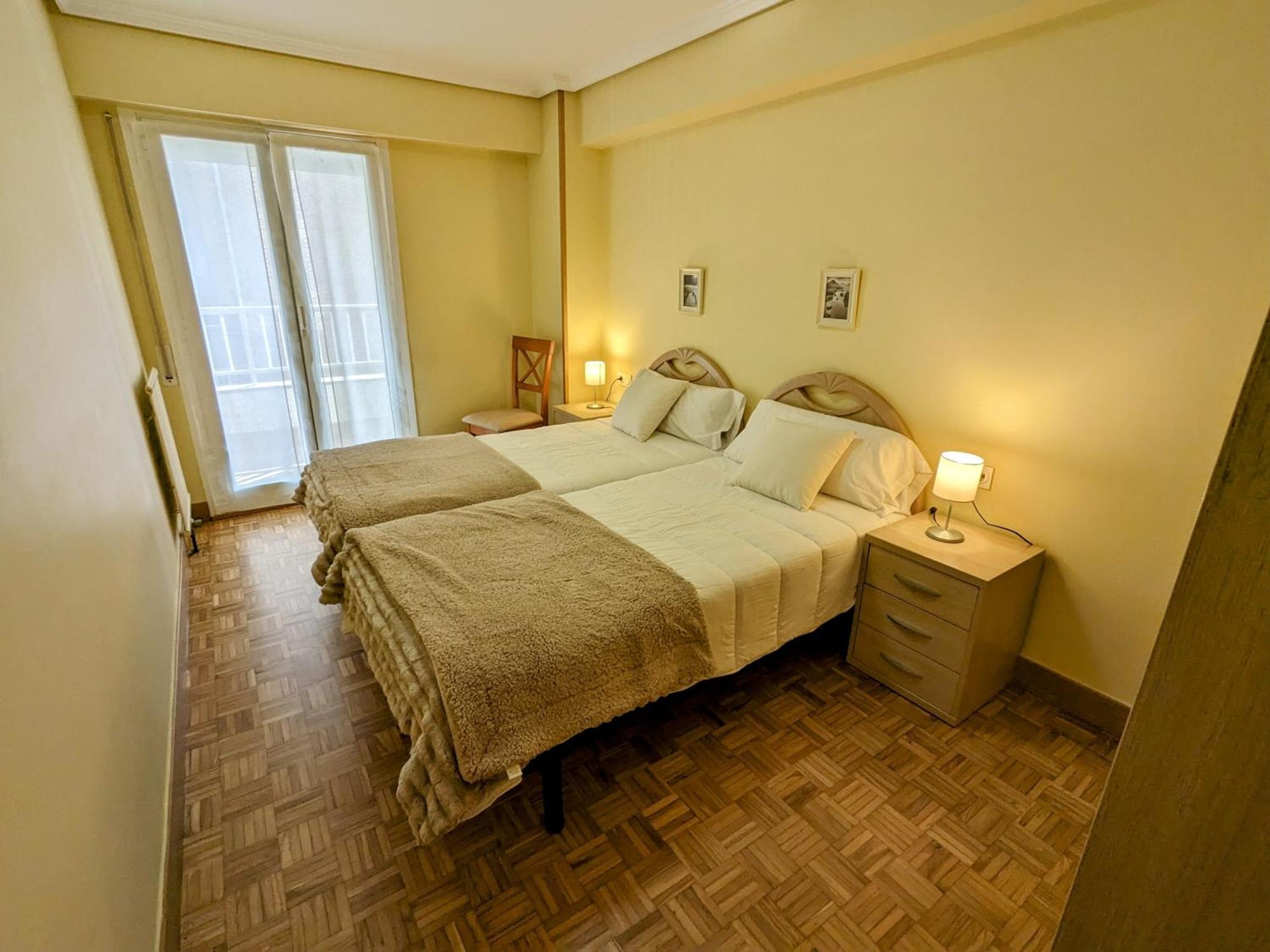 Zumaia Basque Alai Apartment Bagian luar foto